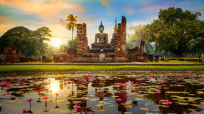 Thailand Tempel Wat Mahathat Sukhothai iStock oward_lion.jpg